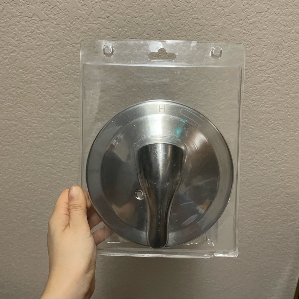 Bathroom shower faucet handle